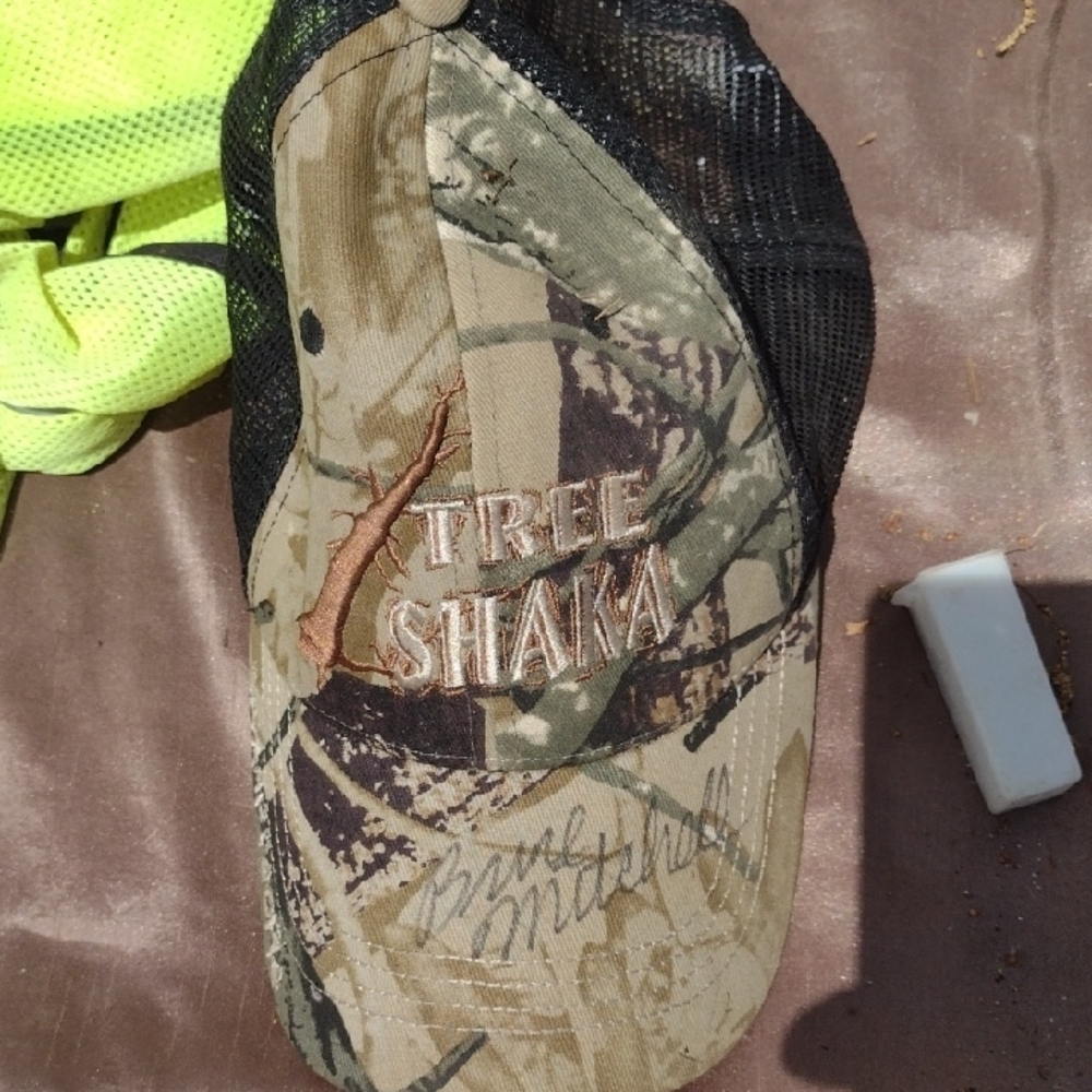 Tree Shaka Camo Mesh Cap Autographed